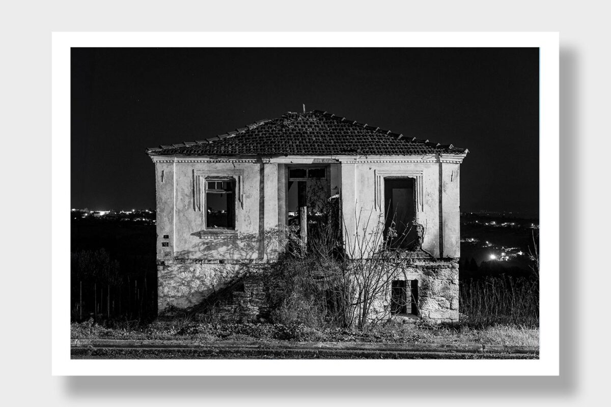 Night photo of an abandoned house in Alonia, Greece – a historic remnant of Pontic Greek heritage